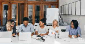 Managing-projects-made-easy-with-evergreen-Banner-WP